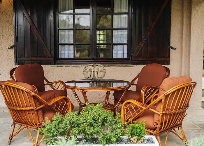 The Tree House * Agios Andreas (East Macedonia)